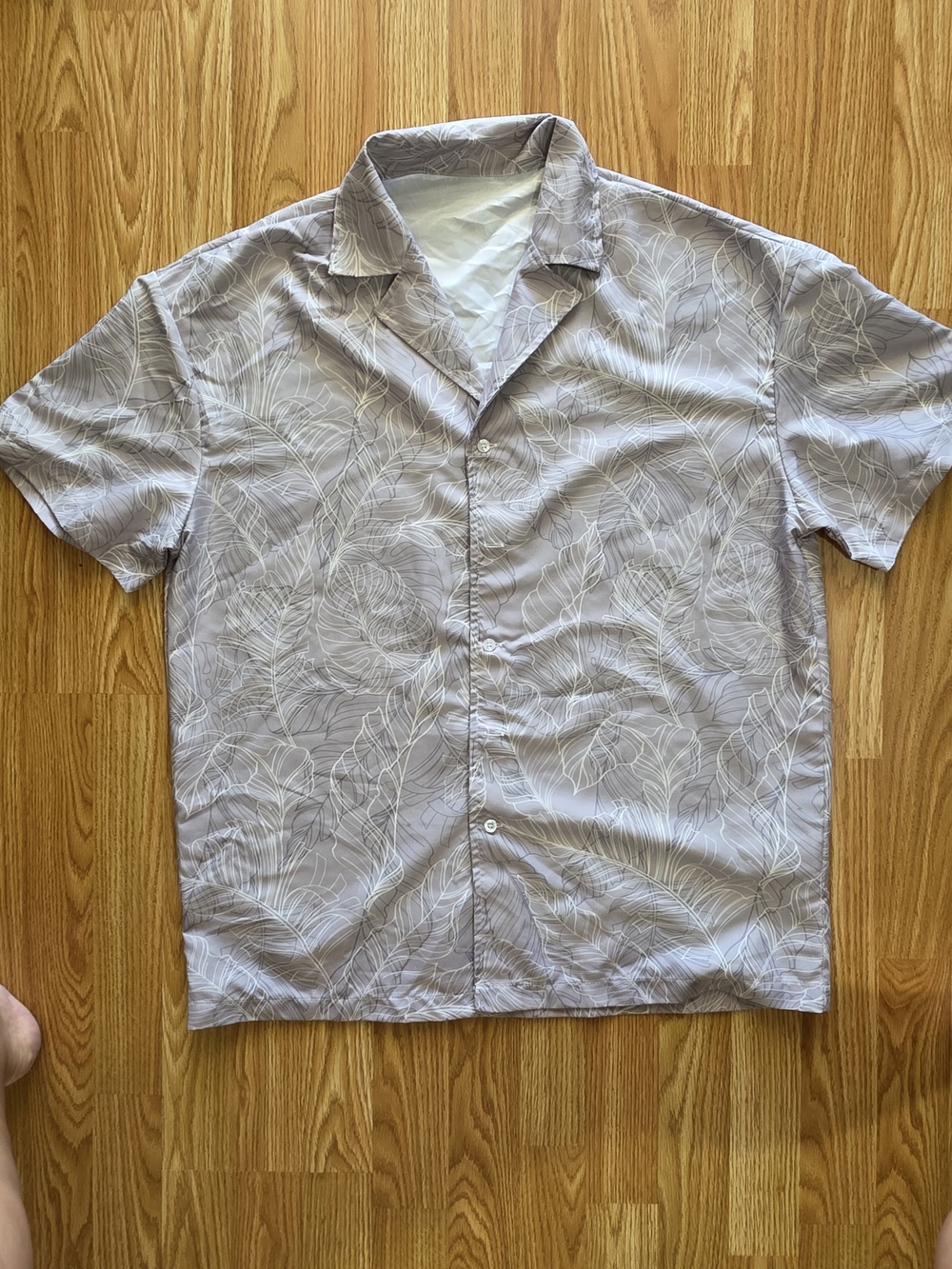 Manfinity Men's Short-Sleeve Button-Down Shirt in Ligh